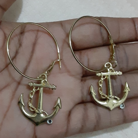 Anchor drop earrings - Picture 2 of 2